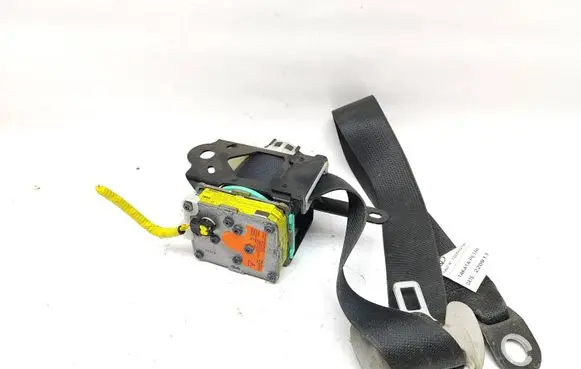 Toyota Auris 150 Front seatbelt 7322002122 220911 AKKTAPETR