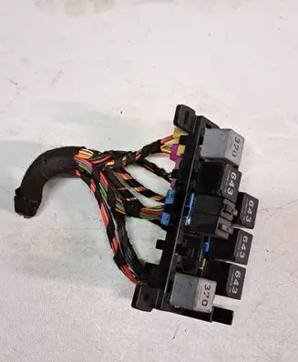 Audi A4 S4 B6 8E 8H Fuse 8A0937530