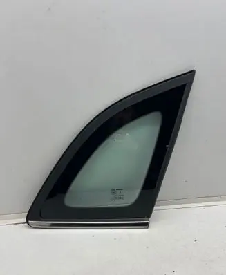 MG ZS Rear side window 11410468
