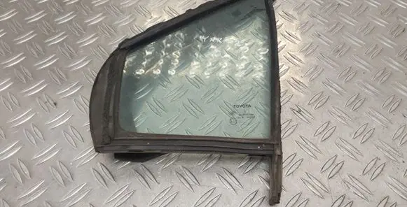Toyota Yaris Front door vent window glass four-door 43R00097