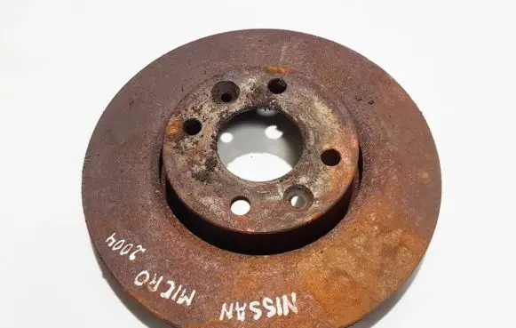Nissan Micra Front brake disc ventiliuojamas