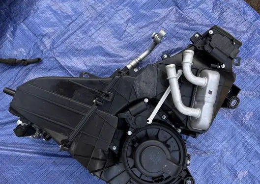 Audi Q7 4L Interior heater climate box assembly 4L0820004C