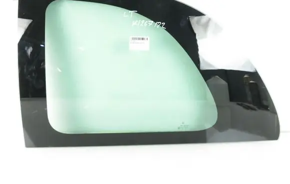 Chrysler Voyager Rear side window 