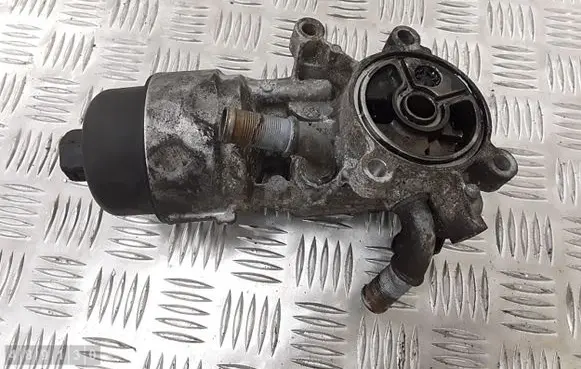 Citroen Jumpy Oil filter mounting bracket