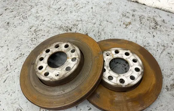 Volkswagen Golf VIII Front brake disc