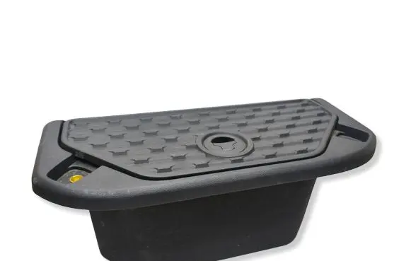 Ram 1500 Tool box 5YM17TX7AE 0419213 500465220
