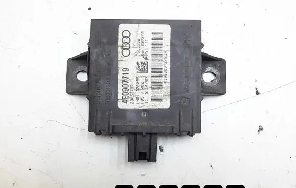 Audi A8 S8 D3 4E Alarm control unit/module 4e0907719