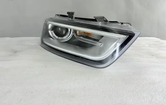 Audi Q3 8U Headlight/headlamp 8U0941006