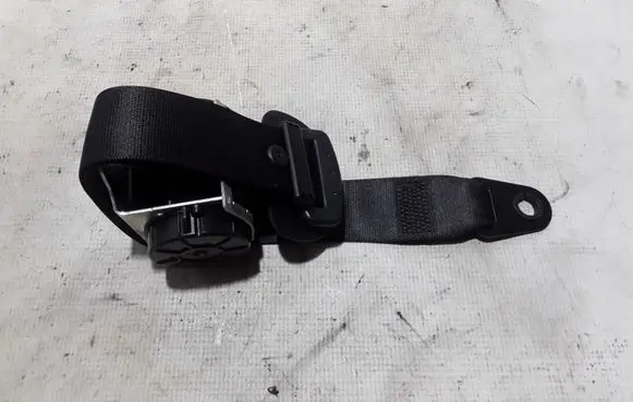 Mini Cooper Countryman R60 Front seatbelt 617059700B