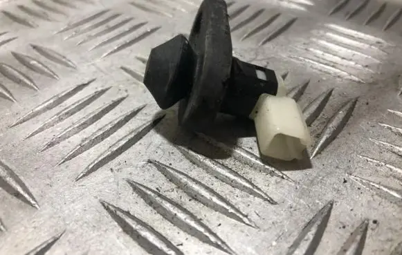 Mazda 6 Front door sensor coupe 