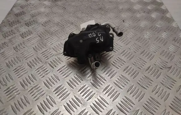 Audi A5 Sportback 8TA EGR valve 04L131501S