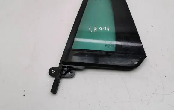 Audi A1 Rear vent window glass 5NA845213