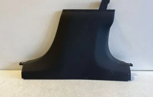 Polestar 2 (B) pillar trim (bottom) 31651941