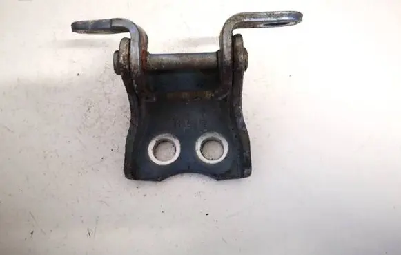 Honda Insight Front door upper hinge