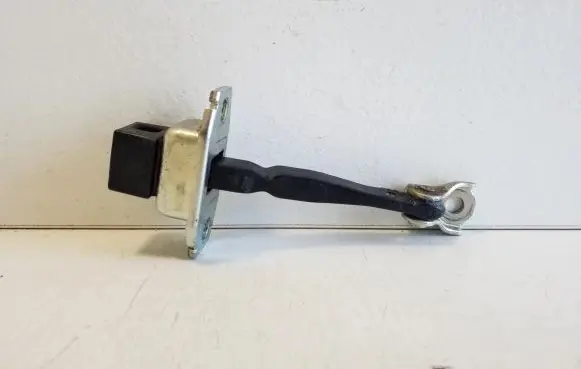 Mitsubishi Outlander Front door check strap stopper