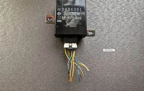 Mitsubishi Pajero Other control units/modules MB886391 3213-425-020