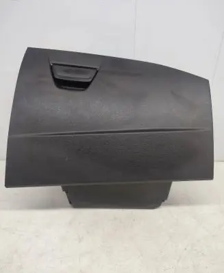 Ford Focus Glove box BM51A06044