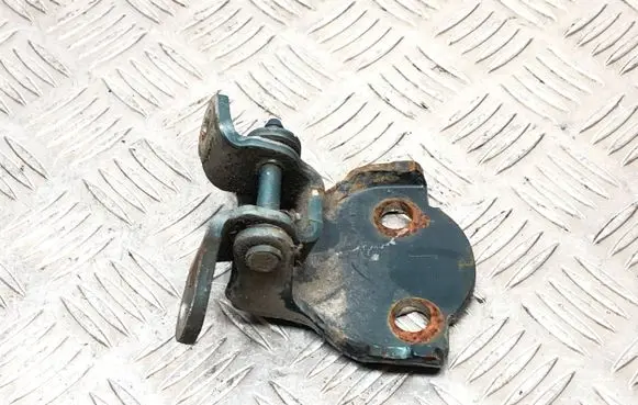 Honda CR-V Rear door upper hinge 