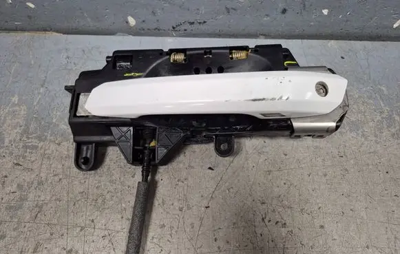 Audi Q5 SQ5 FY Front door exterior handle 