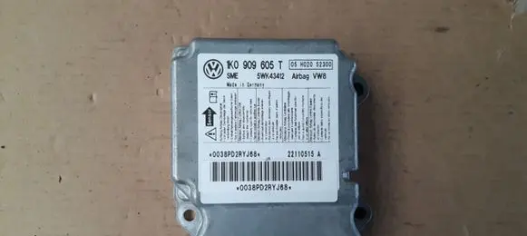 Skoda Octavia Mk2 (1Z) Airbag control unit/module 1K0909605T