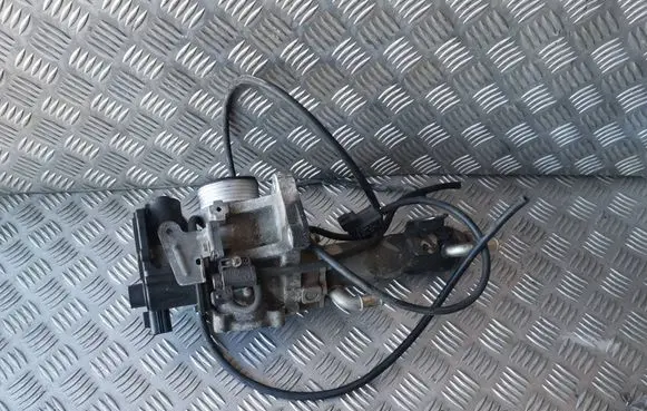 Volvo XC70 EGR valve 30774813 880172N 30611668