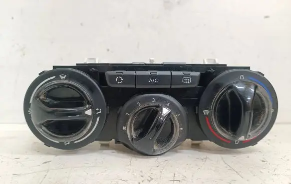 Peugeot 208 Climate control unit 96722483ZD T1013332G E1063173