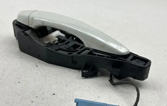 Citroen DS5 Front door exterior handle 9686433680