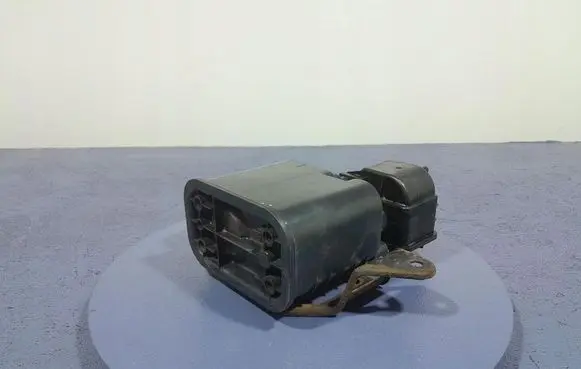 Toyota Prius (NHW20) Active carbon filter fuel vapour canister 7770447020