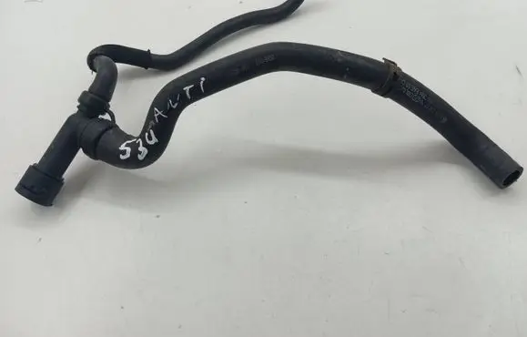 Mercedes-Benz B W245 Engine coolant pipe/hose A1698300796