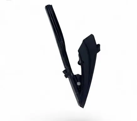 BMW M6 Rubber seal front door window/glass 51337217492 7217492
