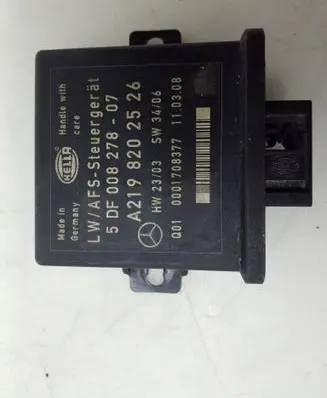 Mercedes-Benz CLS C219 Light module LCM A2198202526