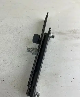 Iveco Daily 4th gen Seat belt height adjuster 347000001 500337387