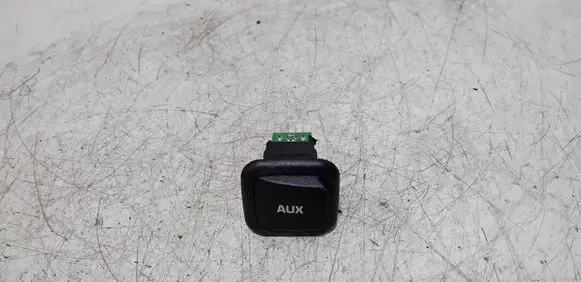 Skoda Yeti (5L) AUX in-socket connector 