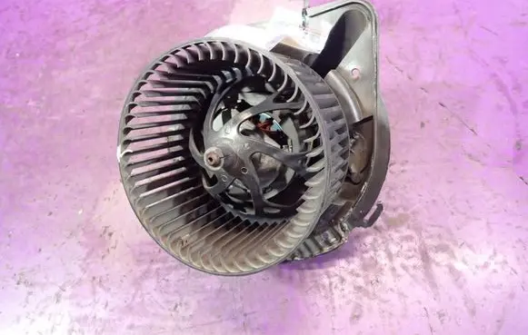 Audi A4 S4 B5 8D Heater fan/blower 