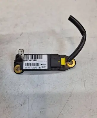 Mercedes-Benz S W220 Airbag deployment crash/impact sensor 2208204426