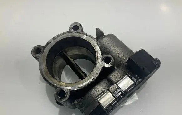 Mercedes-Benz CLS C219 Throttle valve A6420900270 98708 0281002894