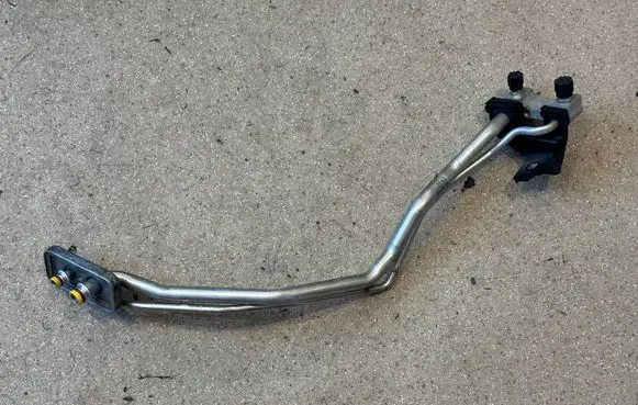 BMW X6 E71 Air conditioning (A/C) pipe/hose 9187635