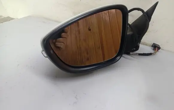 Volkswagen PASSAT B7 USA Front door electric wing mirror 