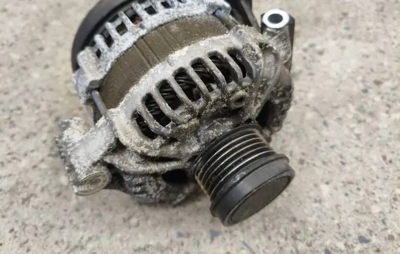 Chrysler Pacifica Generator/alternator 68417025AA 22946 0126312185