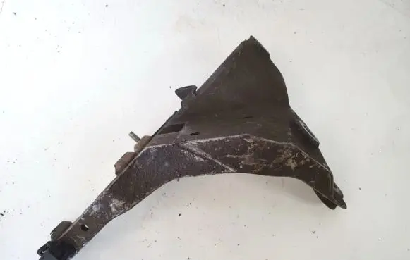 Chrysler Voyager Engine mounting bracket az91d