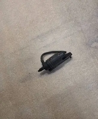 Windscreen/windshield washer pump