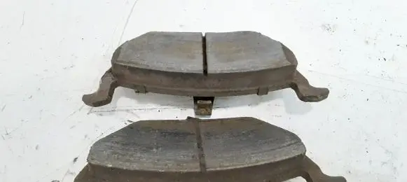 Volkswagen Golf IV Brake pads (front) 