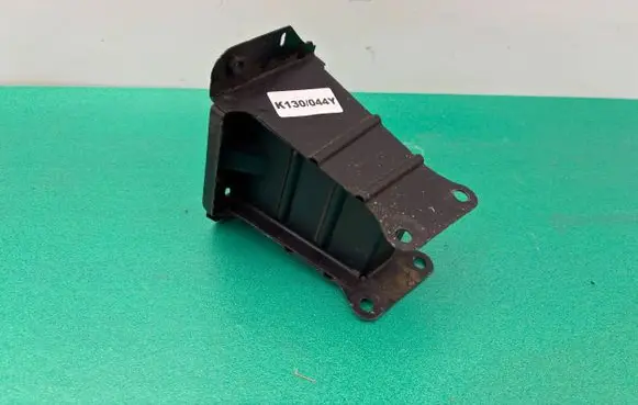 Mercedes-Benz A W169 Front bumper shock/impact absorber 130500210