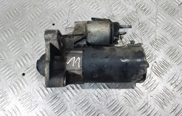 Renault Megane III Starter motor 8200741476