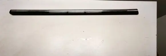 Volkswagen PASSAT B7 Front door trim (molding) 3AA854939A