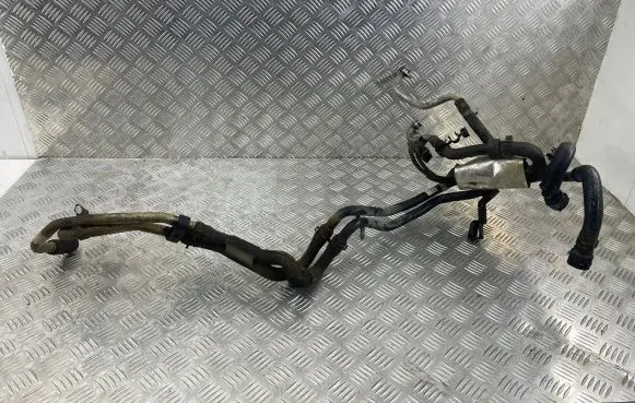 Volkswagen Touareg II Engine coolant pipe/hose 7P6121070AF 20110218 AR2302302
