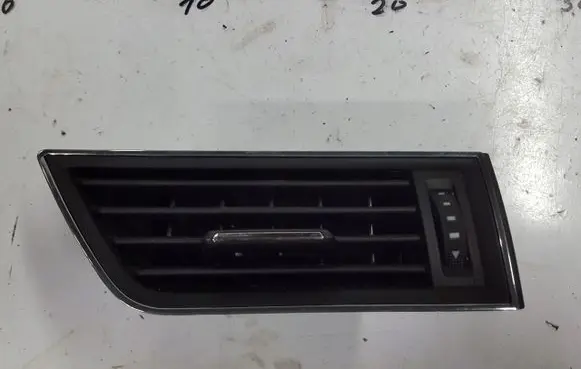 Skoda Superb B8 (3V) Dashboard side air vent grill/cover trim 3V0819702C