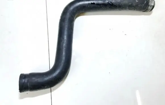 Mitsubishi Carisma Engine coolant pipe/hose