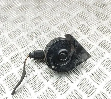 Volkswagen PASSAT B8 Horn signal 5Q0951223