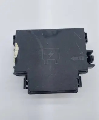 Jeep Grand Cherokee WL Fuse module 68460094AC T0998141793